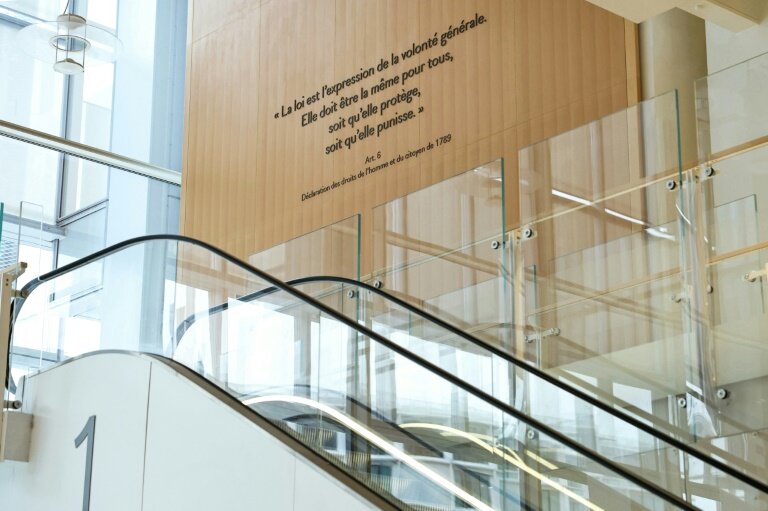 Un hall du tribunal de Paris, le 29 décembre 2024 © Thomas SAMSON
