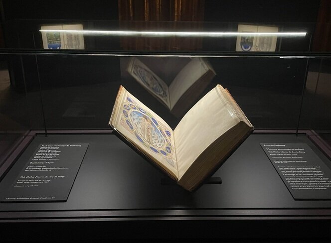 In situ de l'exposition Les Très Riches Heures du Duc de Berry. © Muriel Vatrin 
