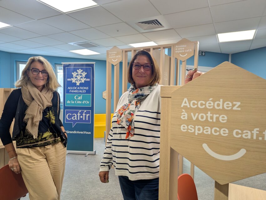 Caroline Michal, directrice de la CAF de Côte-d’Or, et Bérengère Chabrier, présidente de la CAF de Côte-d’Or, rappellent l’évolution des missions de l'organisme depuis 80 ans. © Aletheia Press / Nadège Hubert