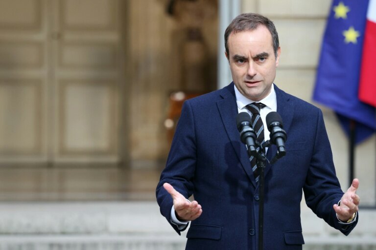 Le Premier ministre Sébastien Lecornu fait une déclaration à l'Hôtel Matignon, le 3 octobre 2025 à Paris © Alain JOCARD