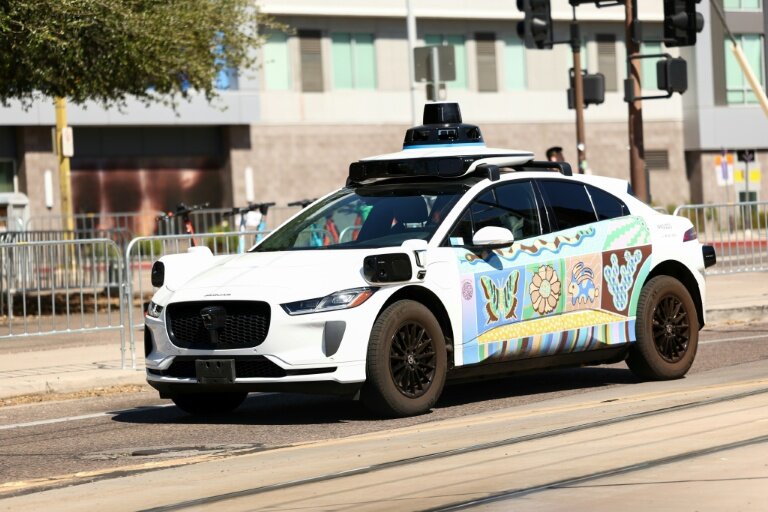 Un véhicule Waymo sans conducteur à Tempe, en Arizona, le 15 septembre 2025 © CHARLY TRIBALLEAU