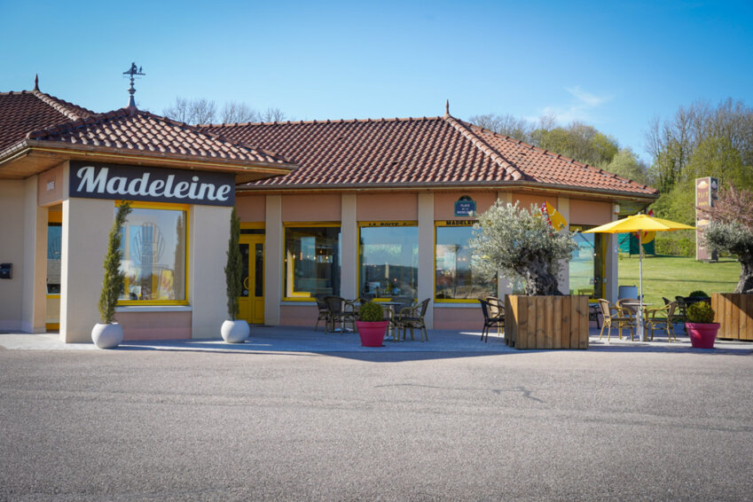 Depuis 1951, La Boîte à Madeleines perpétue le savoir-faire de la fabrication artisanale de la Madeleine de Commercy.© La Boîte à madeleines
