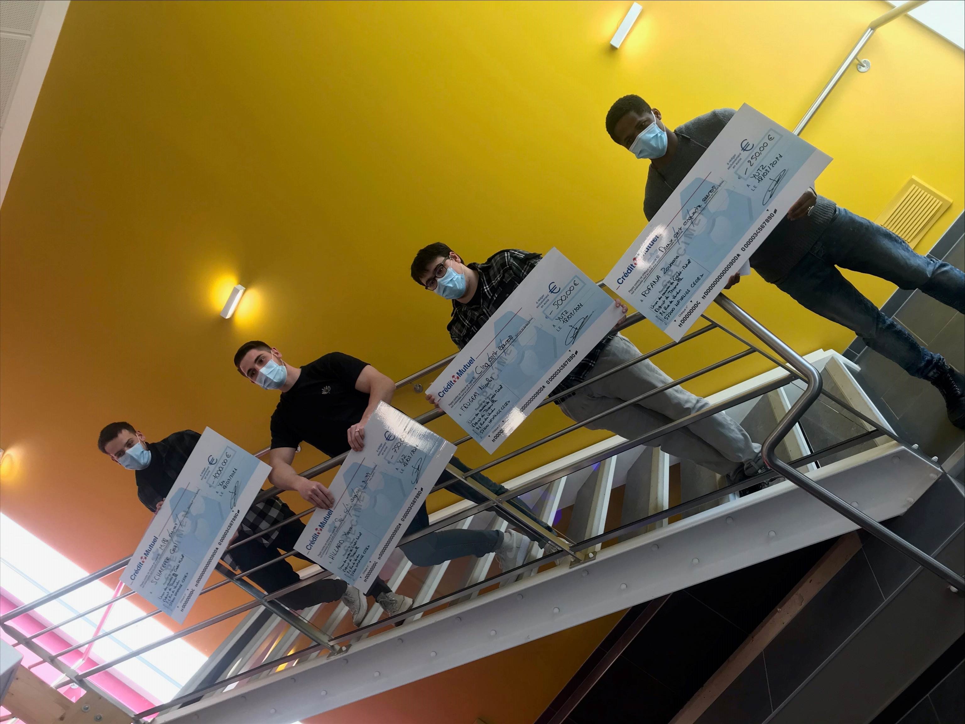 Quatre jeunes apprentis à l’honneur pour leur abnégation 