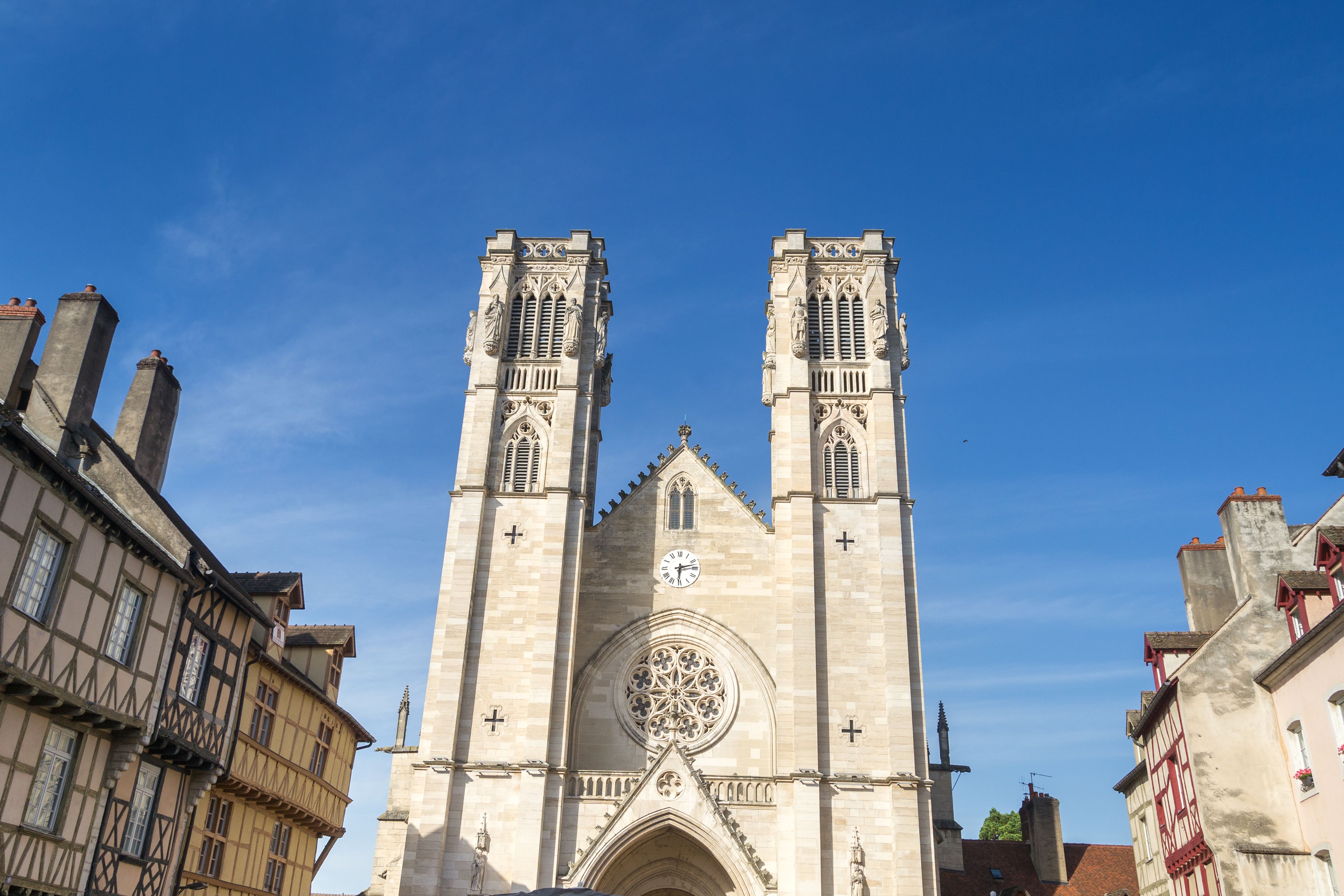 Chalon-sur-Saône : un nouveau souffle pour la Cathédrale Saint-Vincent