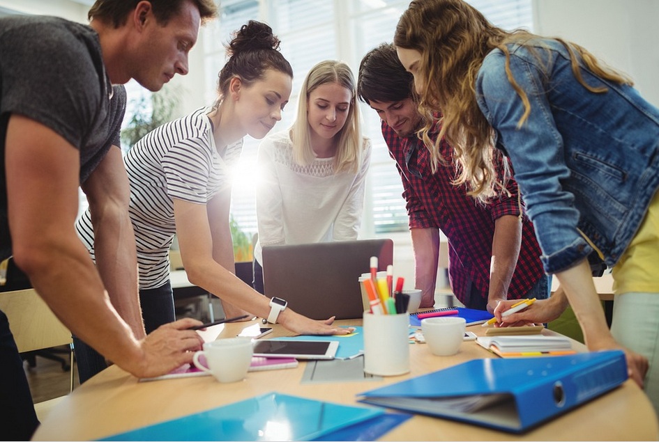Belgique : Thales Alenia Space inaugure un nouveau fablab à Charleroi