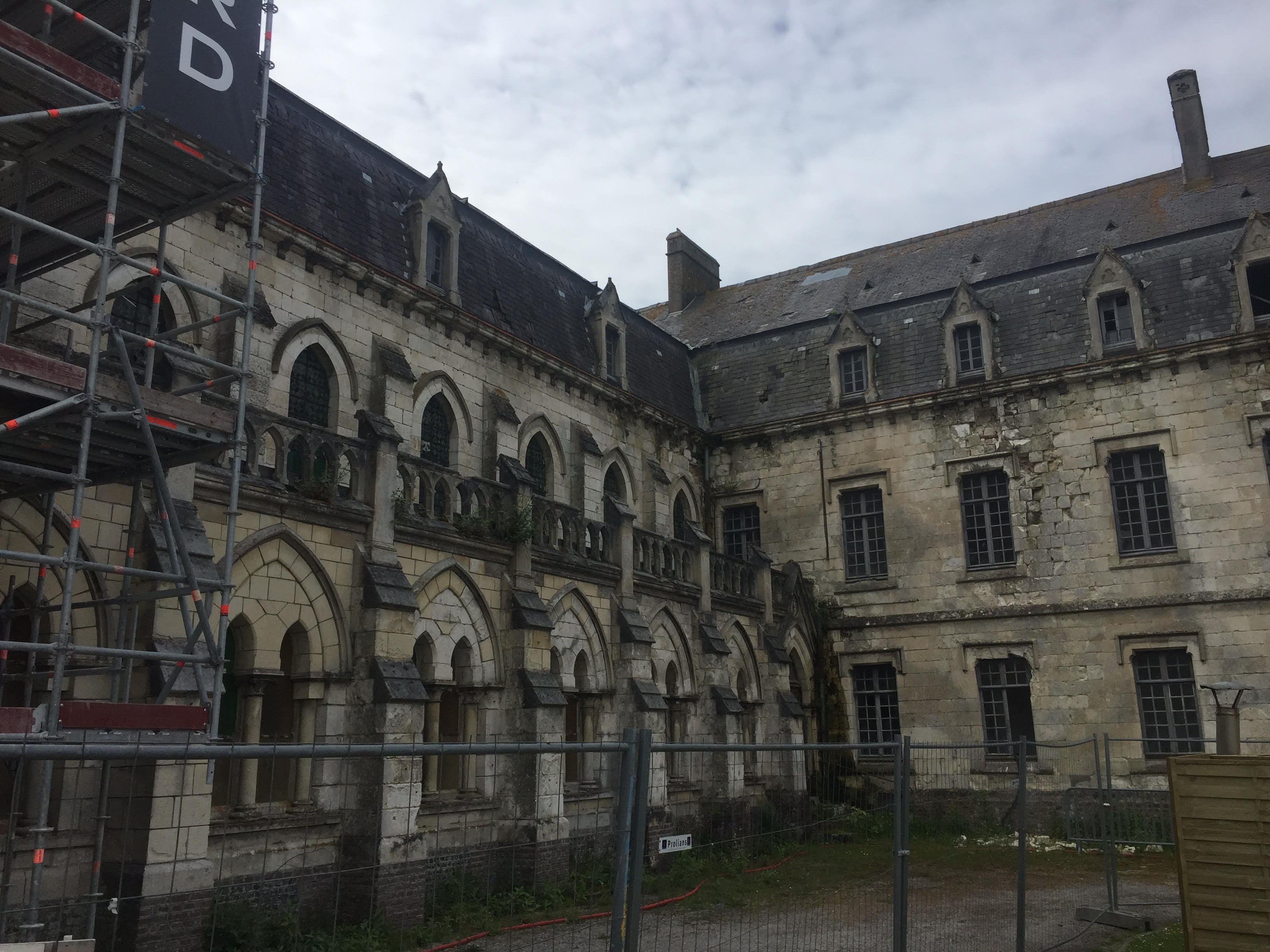 La chartreuse de Neuville-sous-Montreuil, inspirante et résiliente