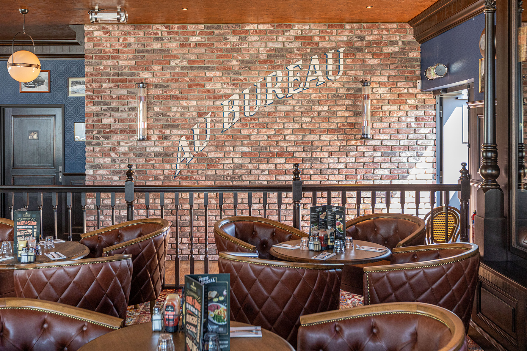 Au Bureau ouvre sur la zone commerciale de Jouy-aux-Arches