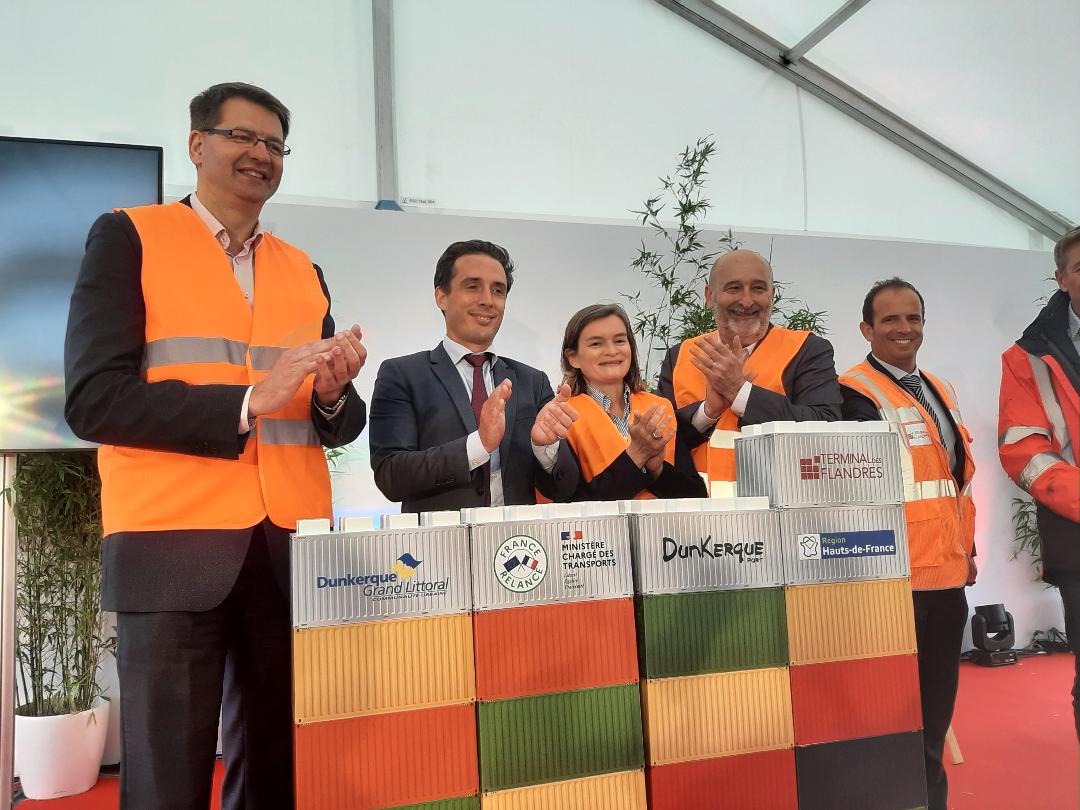 Dunkerque : le ministre Jean-Baptiste Djebbari pose la première pierre de l’extension des terre-pleins du terminal conteneurs