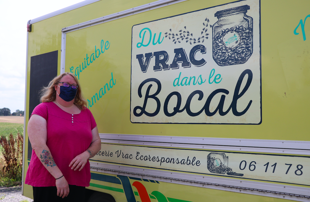 À Crécy-en-Ponthieu, Pascaline Maillet met Du vrac dans le bol