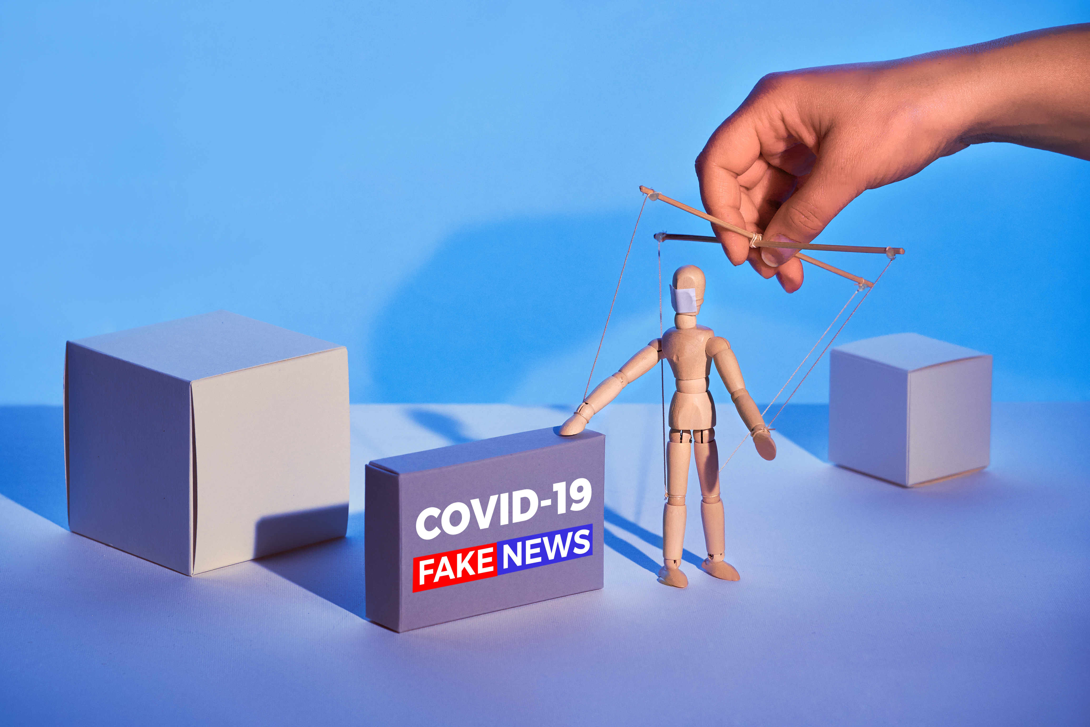 Immersion dans le monde des fake news