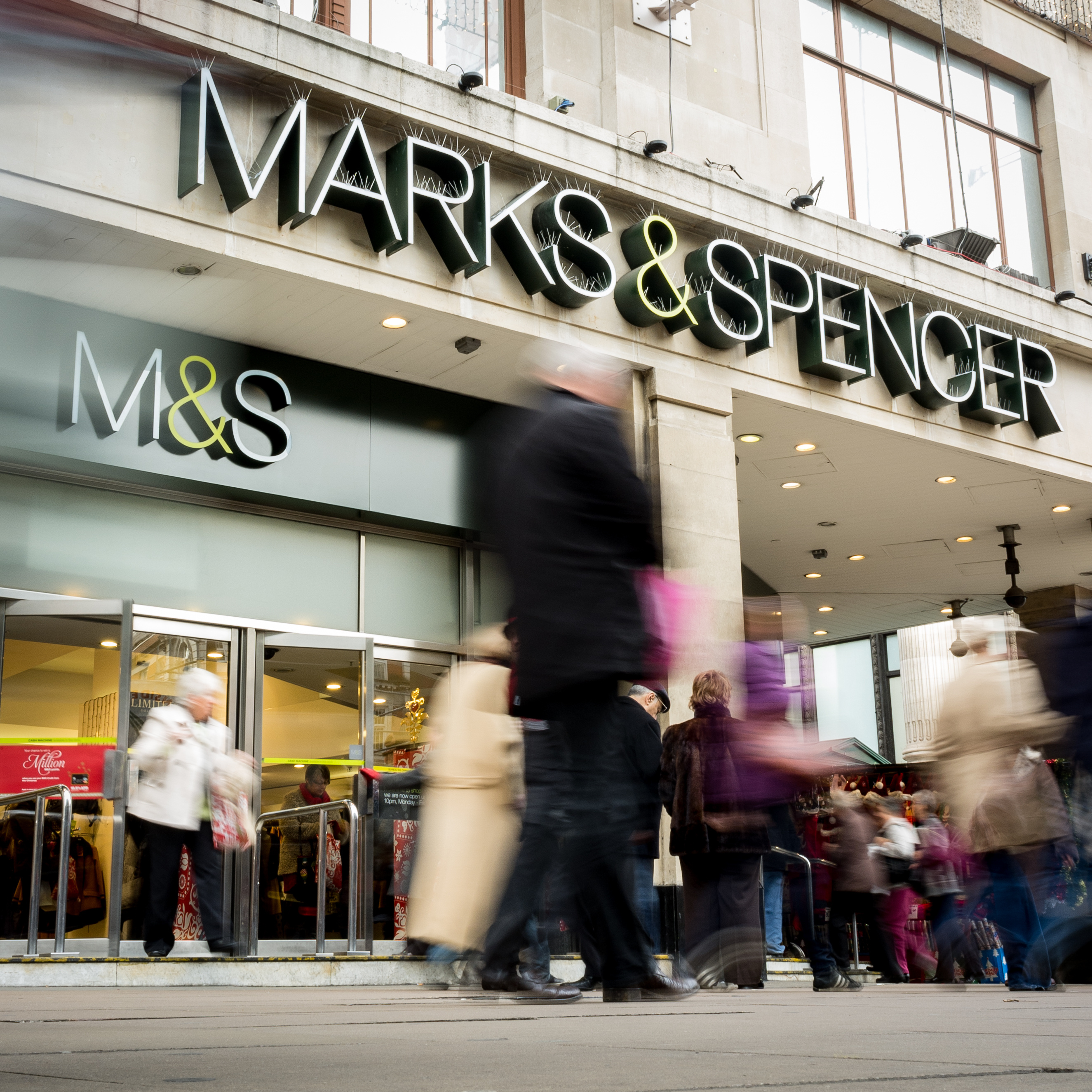 Marks & Spencer : fermeture de 11 points de vente en France 