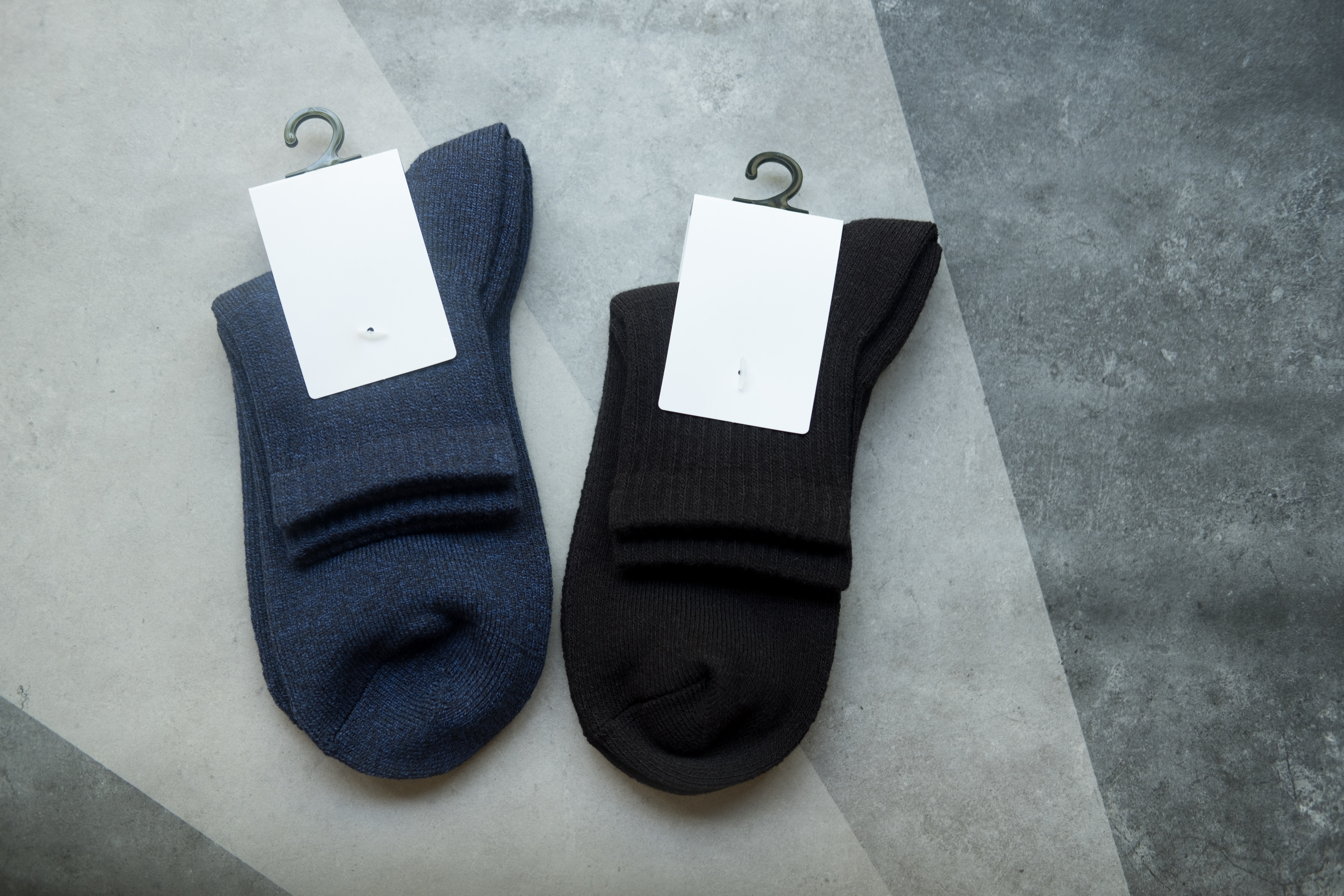 Monnet lance des chaussettes du quotidien