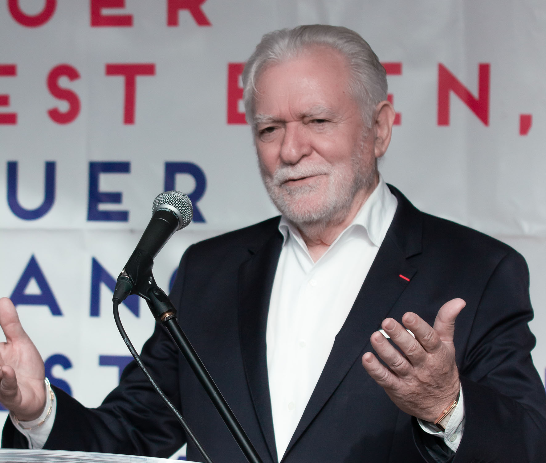  Alain Ingberg, président de l'Association Créateurs-fabricants de jouets français : «les consommateurs ont déjà commencé à faire des achats de précaution.»