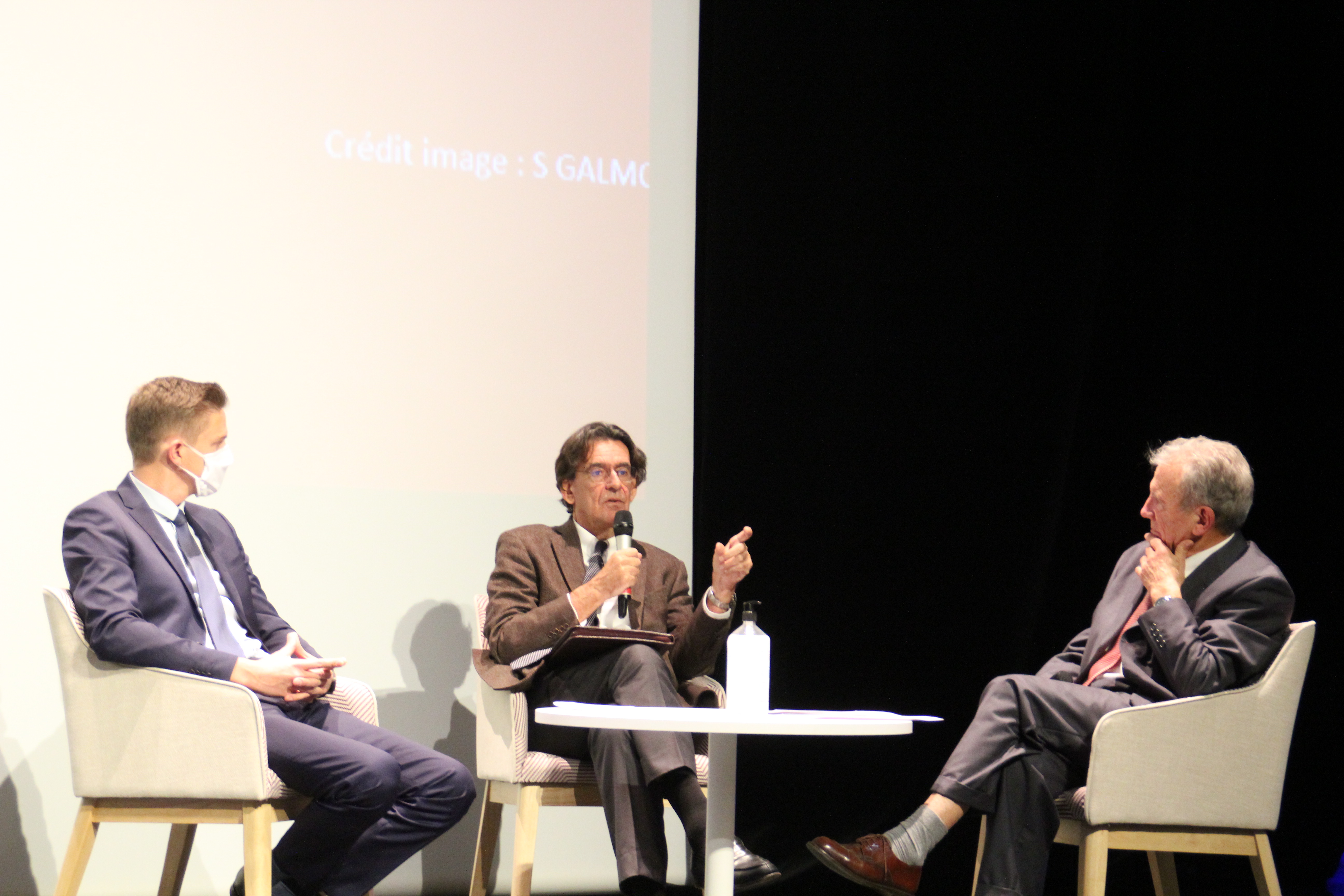 Club des acteurs de l'Est de la Somme : Luc Ferry tire des leçons de la pandémie