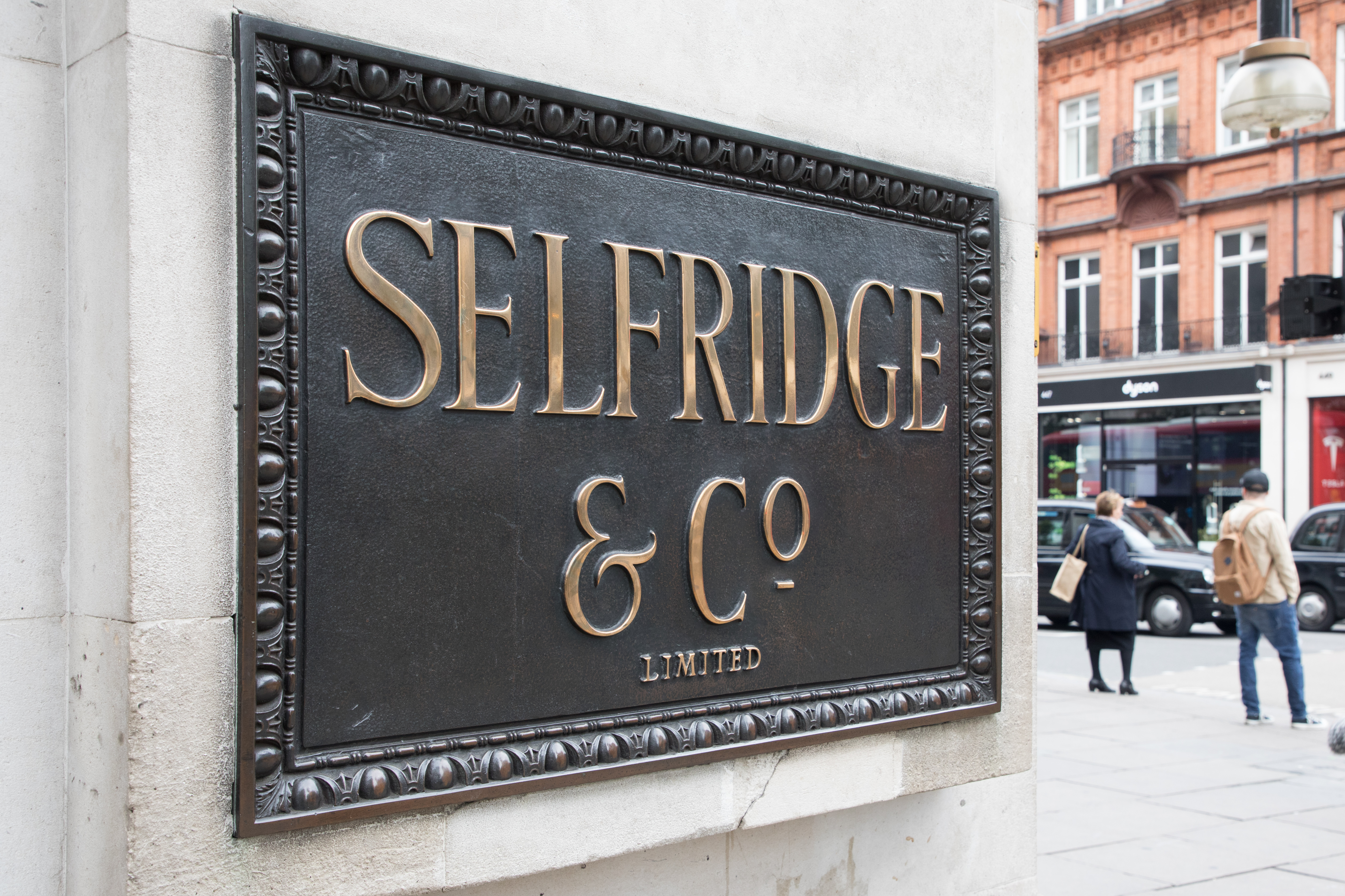 Royaume-Uni : Central Group et Signa rachètent le Groupe Selfridges 