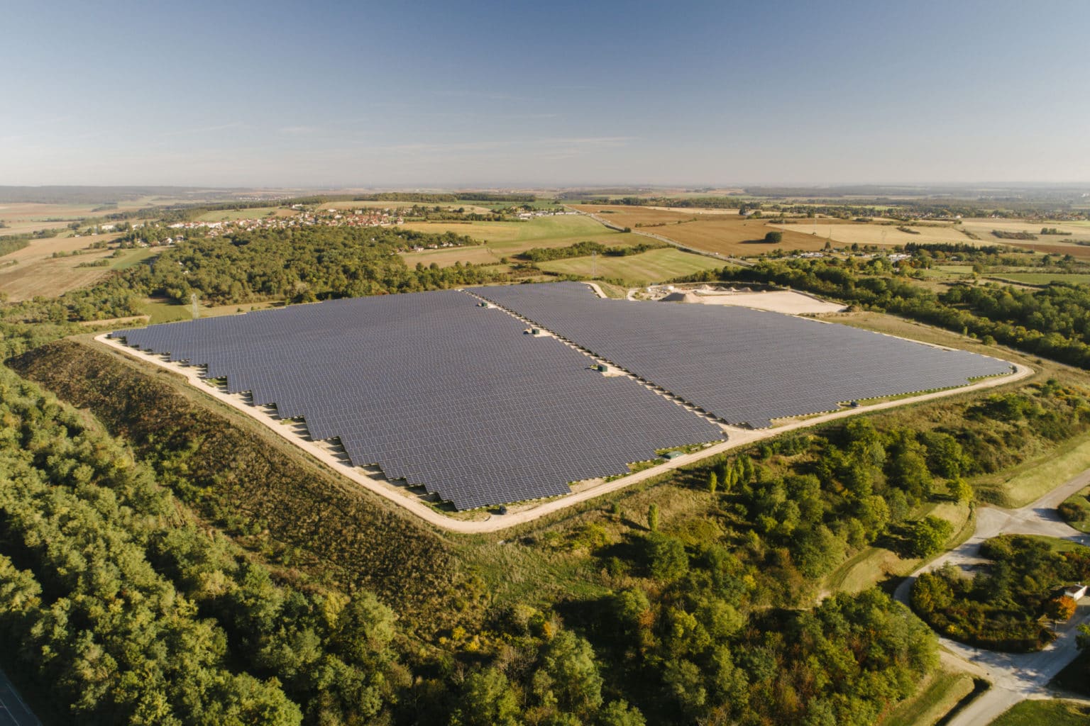 Inauguration de la centrale photovoltaïque de Dijon-Valmy 