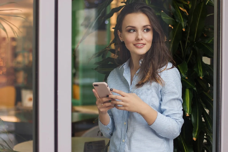 Avec PayByPhone plus besoin de monnaie ni de ticket pour le stationnement