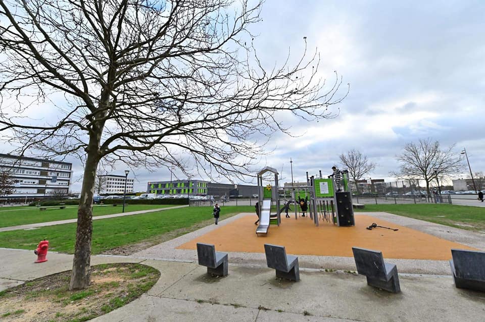 Le quartier de Borny doté d’une nouvelle aire de jeux pour enfants