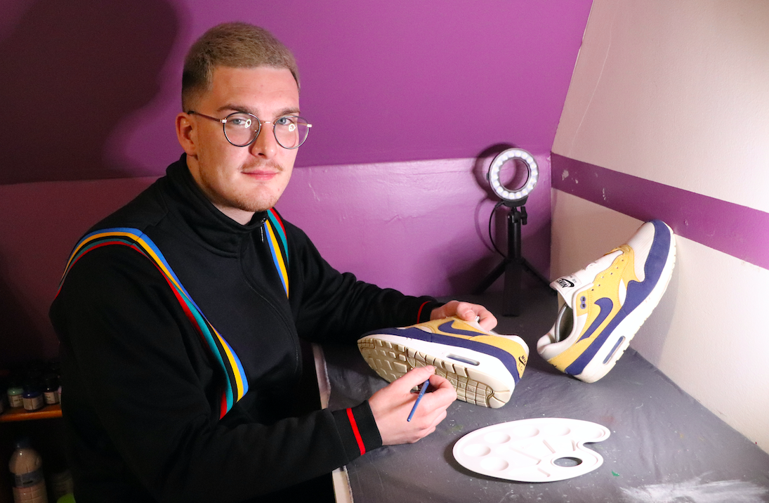 À Saint-Riquier, Sneak R store rénove et relooke les baskets