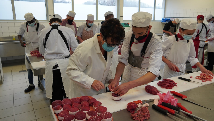 Bar-le-Duc : Martine Joly visite le CFA européen Louis Prioux