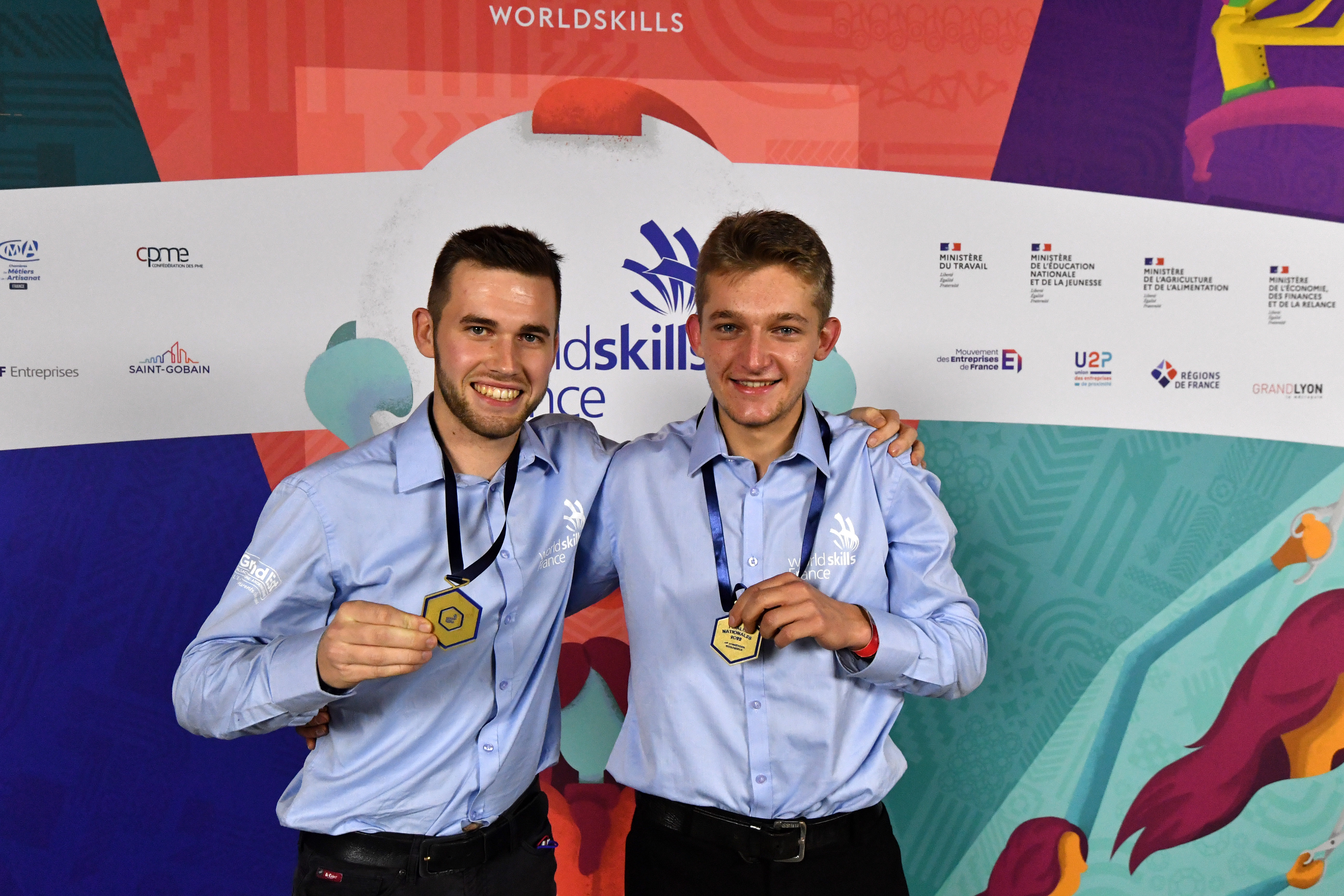 Deux paysagistes du CFA de Roville-aux-Chênes remportent la médaille d’or 