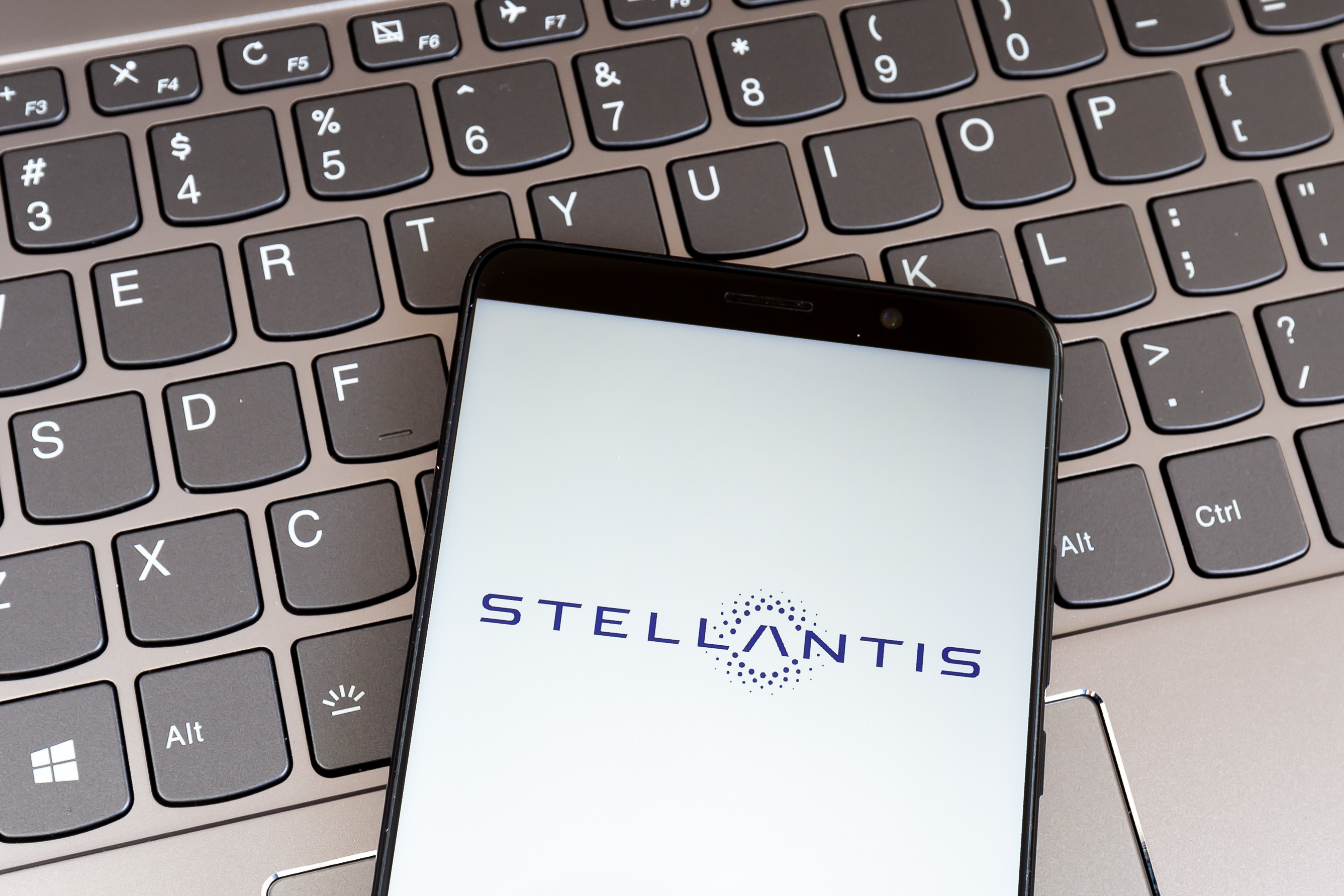 Stellantis : l’usine sochalienne touchée par la pénurie de semi-conducteurs