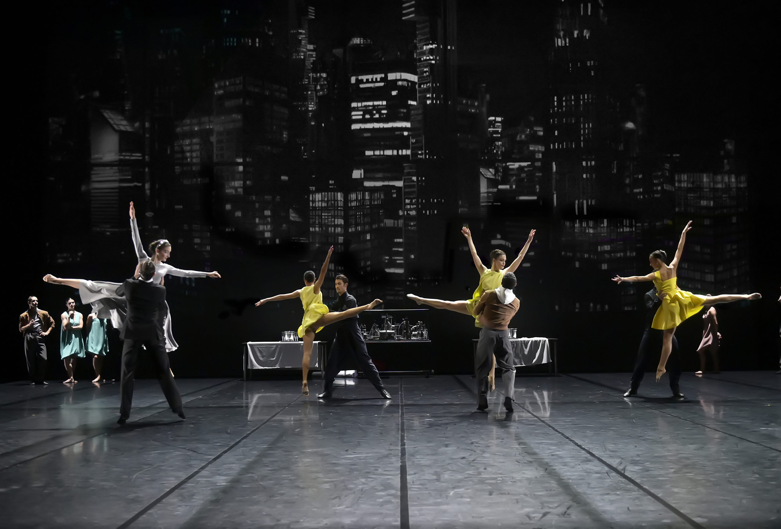 «Le Lac des cygnes» d'Angelin Preljocaj à Roubaix