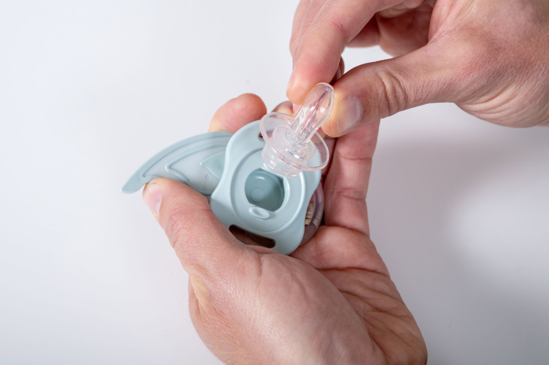 Des tétines pour la vie conçues par un Mâconnais