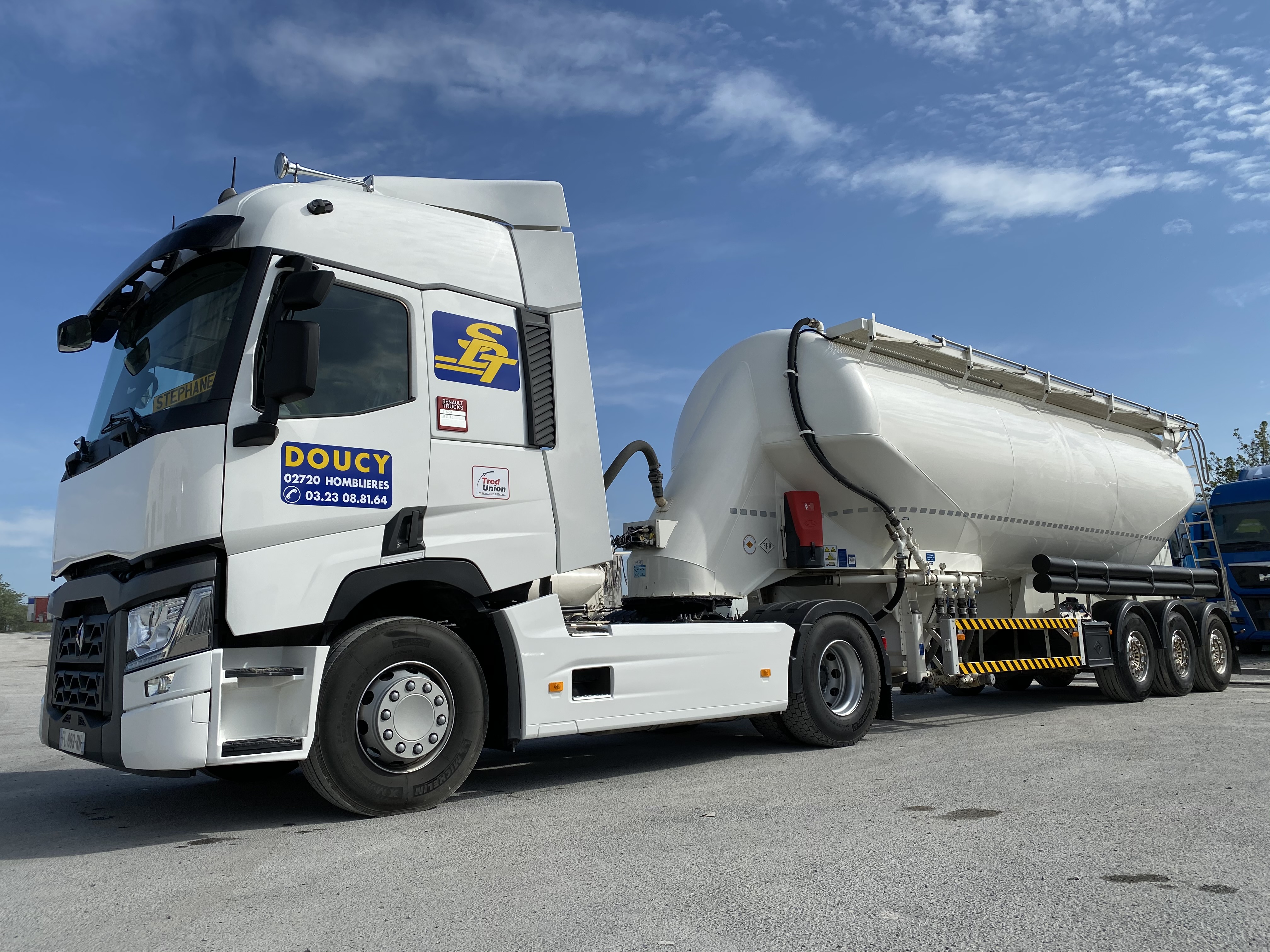 Aisne : Doucy transports SDT : une expertise reconnue en transport et logistique