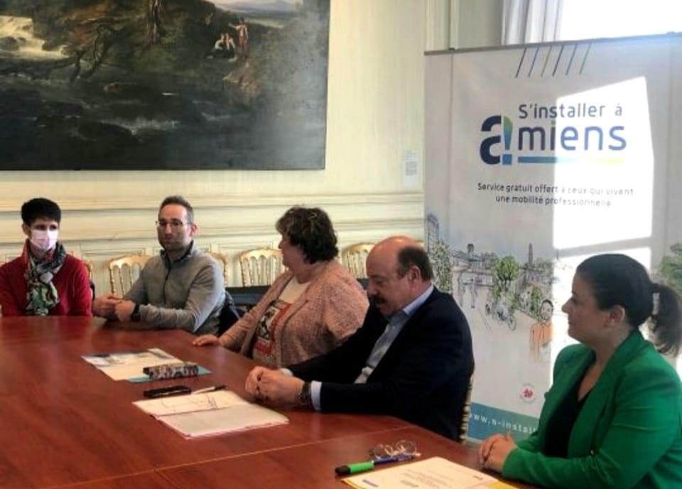 Le Service Accueil-mobilité devient S'installer à Amiens