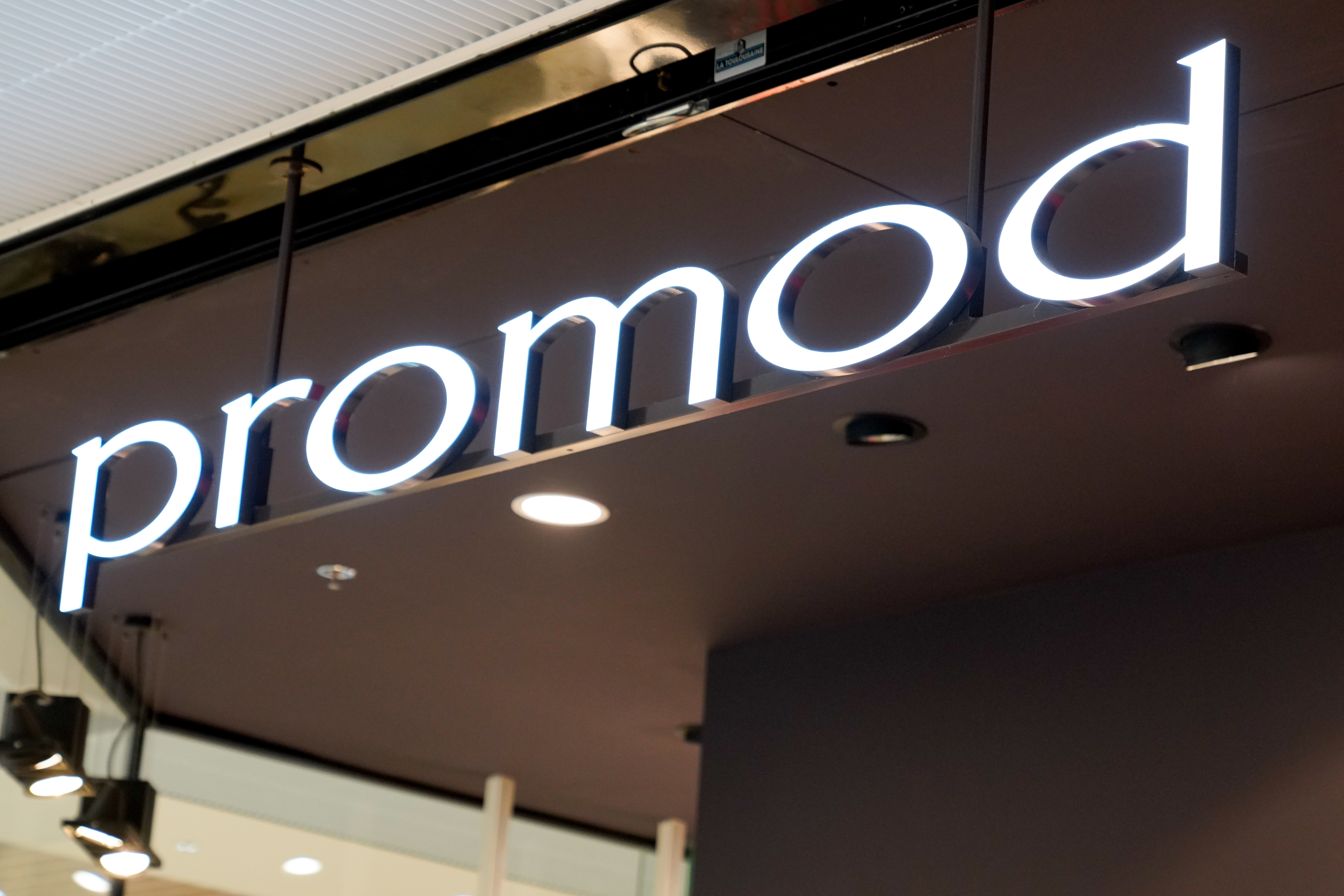 Centre-ville dijonnais : la boutique Promod reprend du service