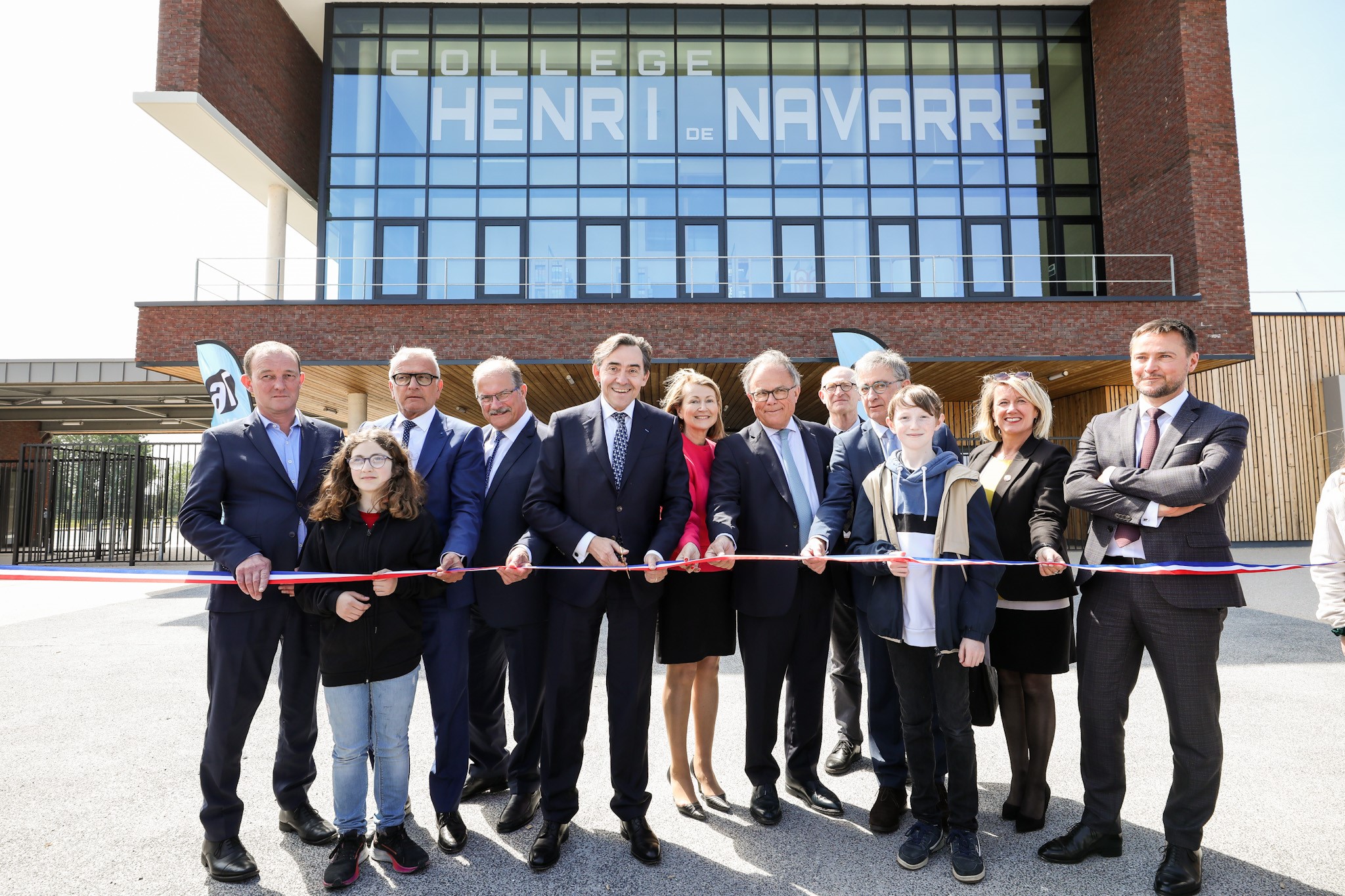 Yerville : le nouveau collège Henri-de-Navarre inauguré