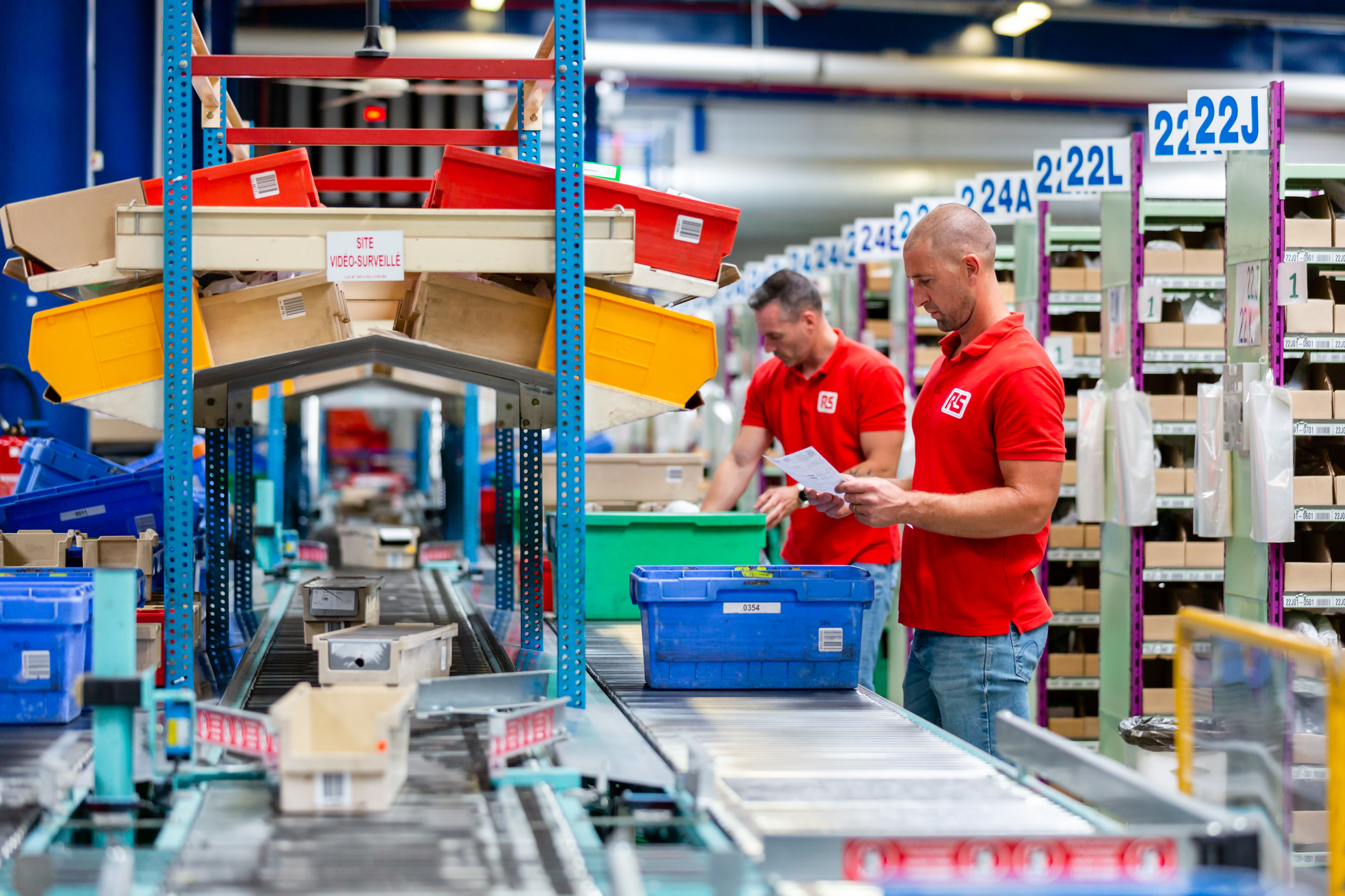 RS Components recrute des étudiants