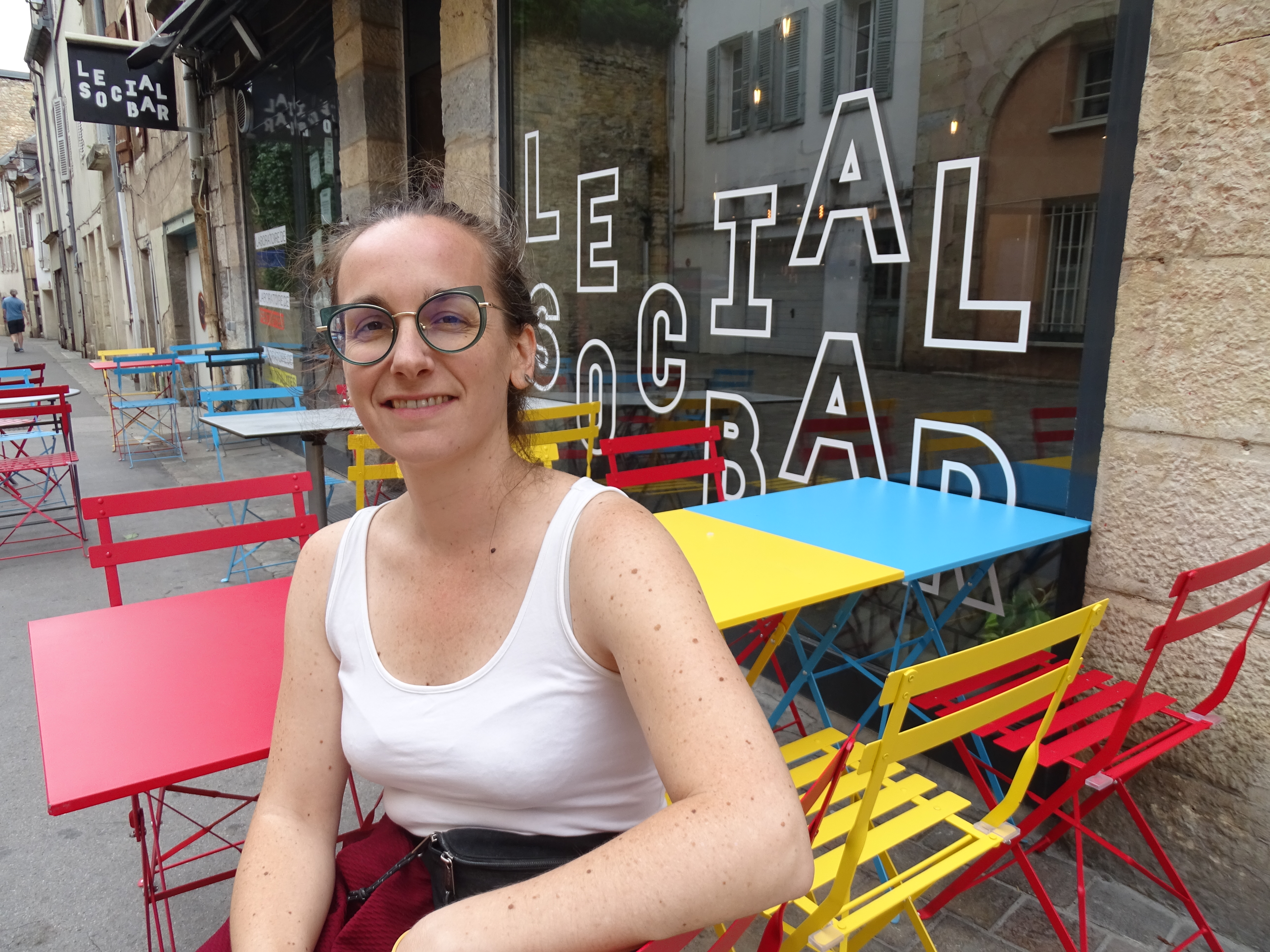 A Dijon, un bar social et solidaire a ouvert ses portes