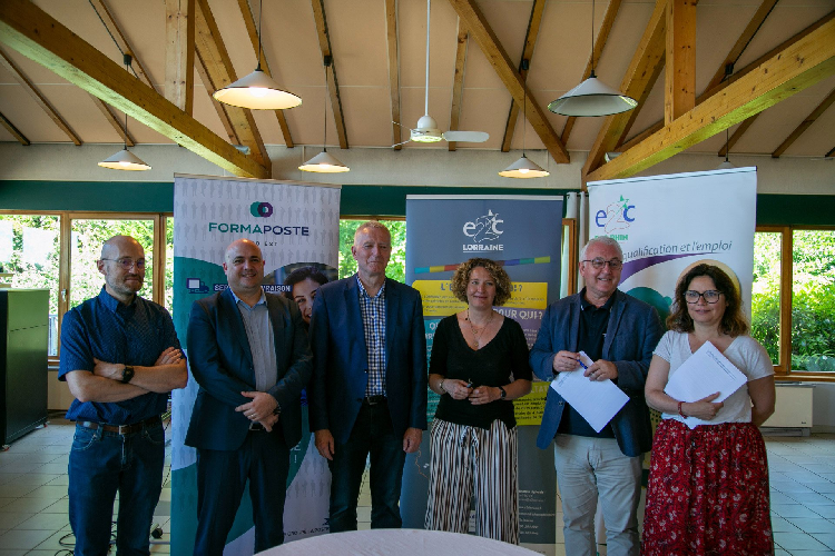 Convention de partenariat entre La Poste, Formaposte et les E2C du Grand Est