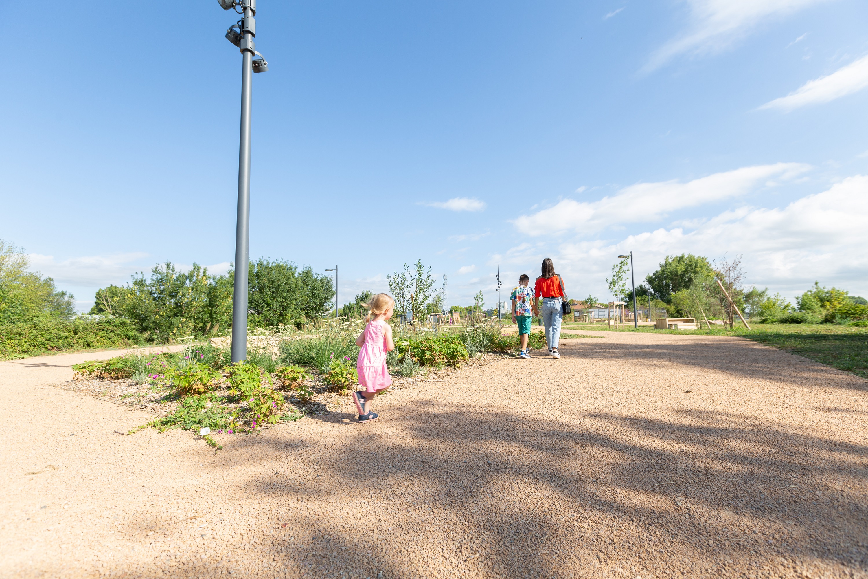 Mâcon : le nouveau parc urbain « Saône digitale » ouvre ses portes au public