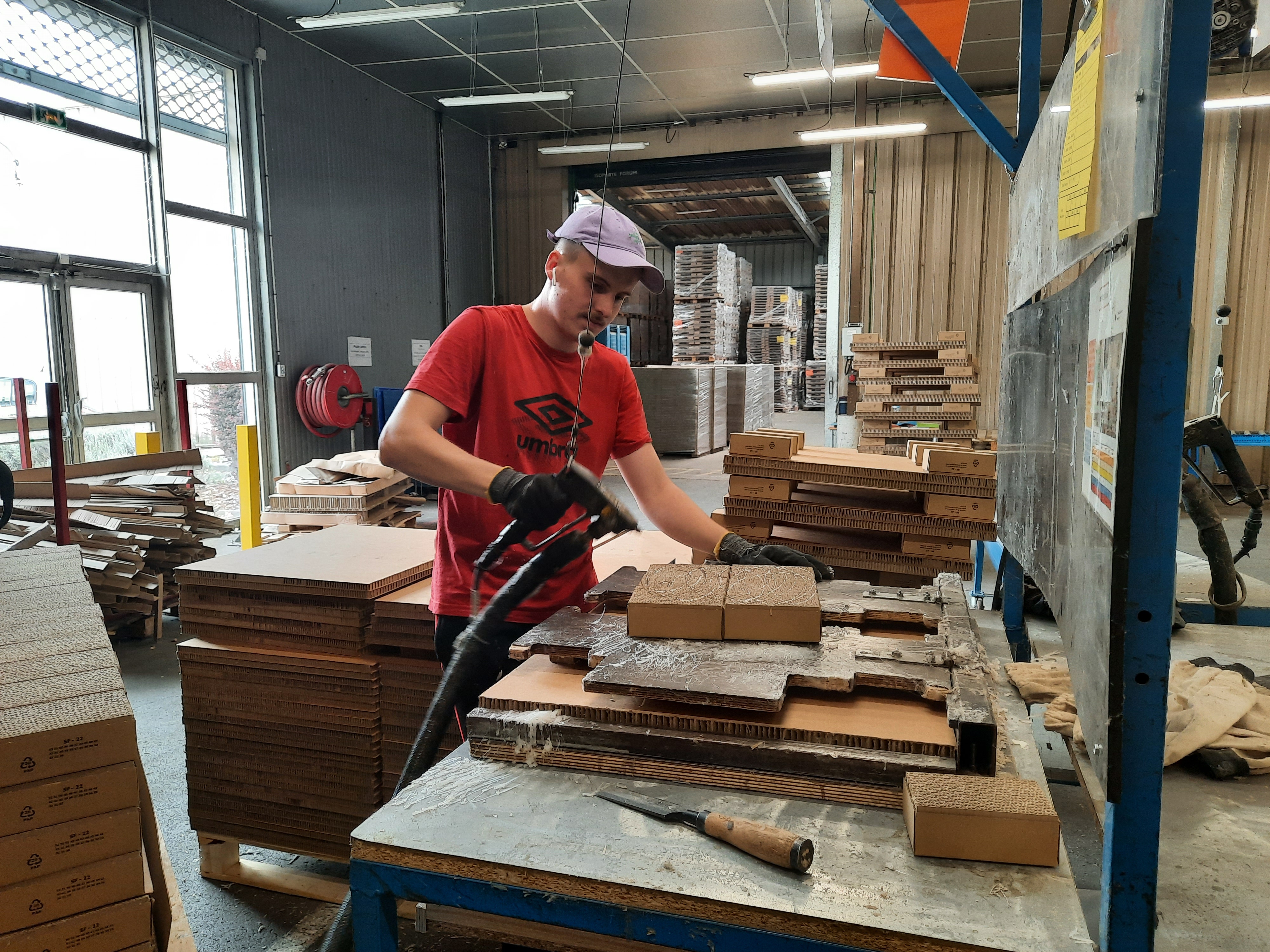 Chez D.Multiple, les salariés éloignés de l’emploi remettent le pied à l’étrier