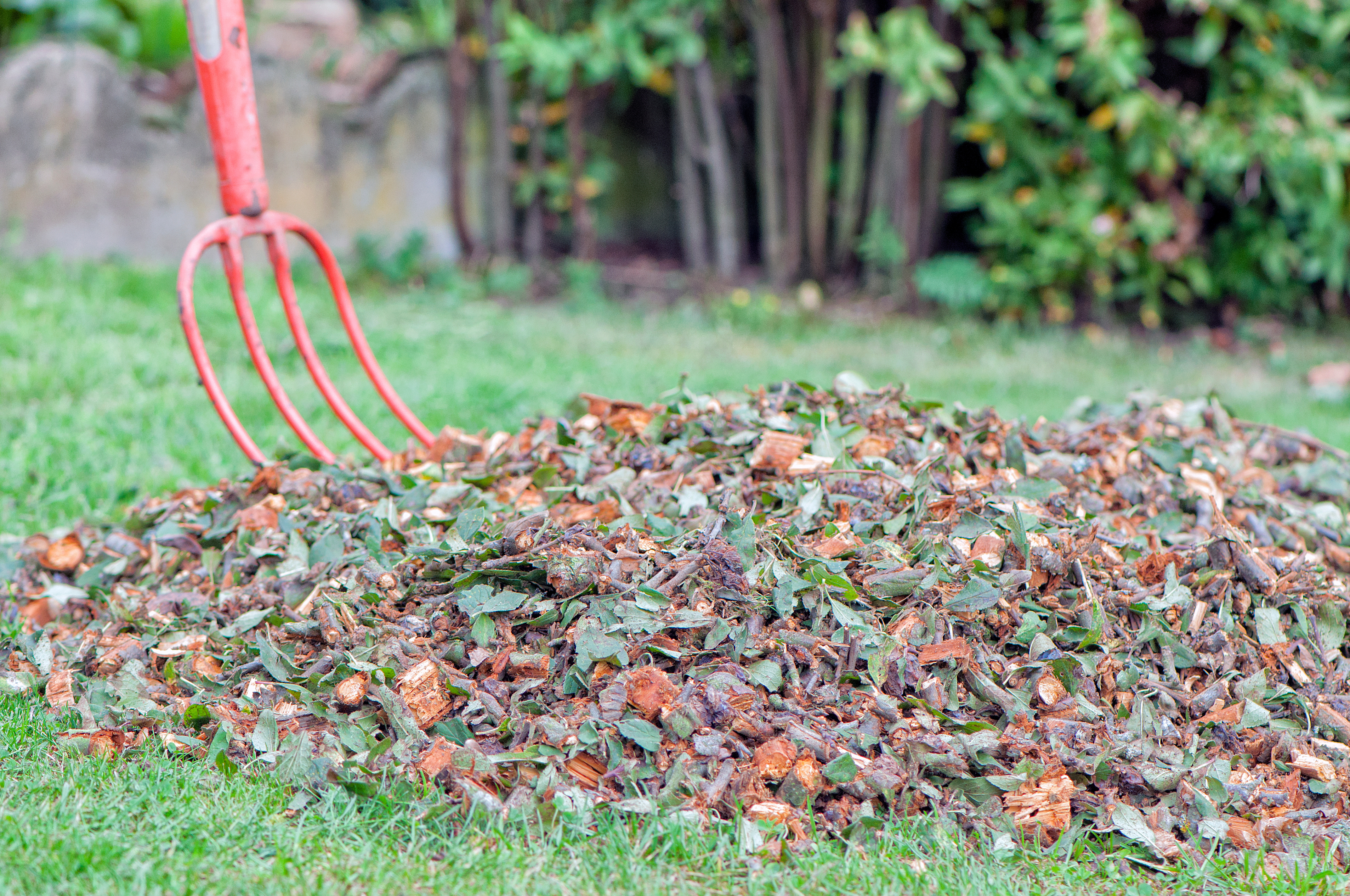 Movember : des opérations de broyage des déchets verts à Château-Thierry