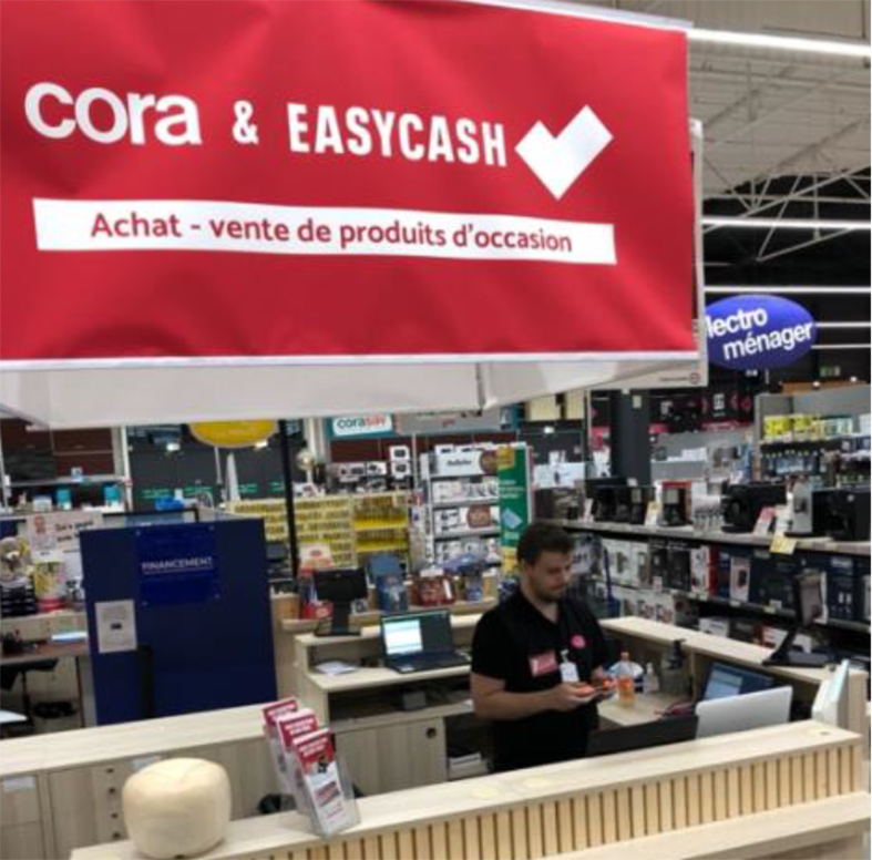 Cora et Easy Cash à Toul