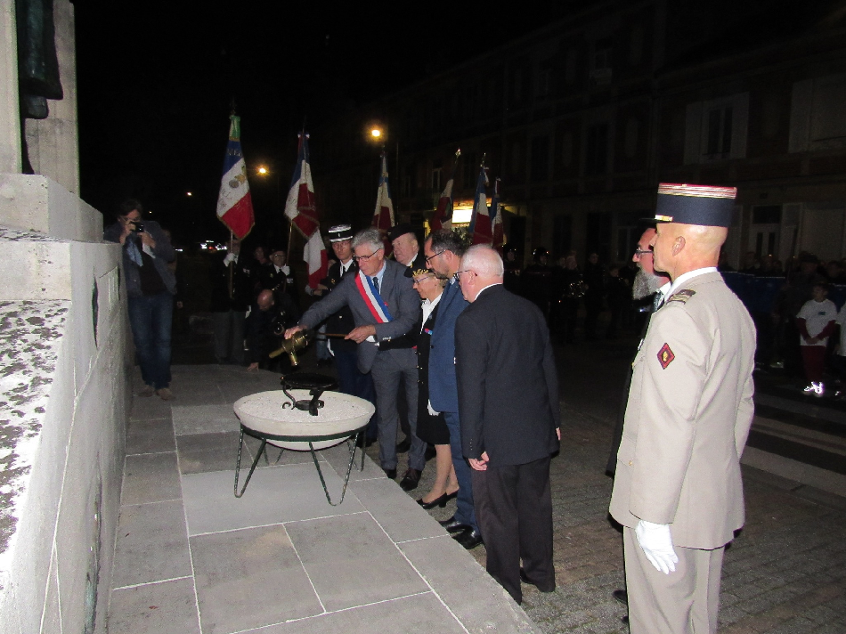 La flamme éternelle a fait halte à Verdun