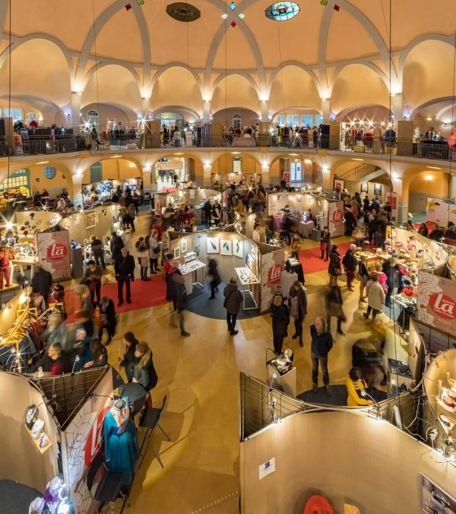 Salon Cousu de fil rouge a réuni 65 artisans d’art  