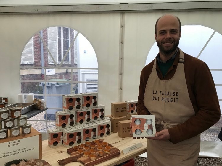 Eu : La Falaise qui rougit met en valeur les producteurs 