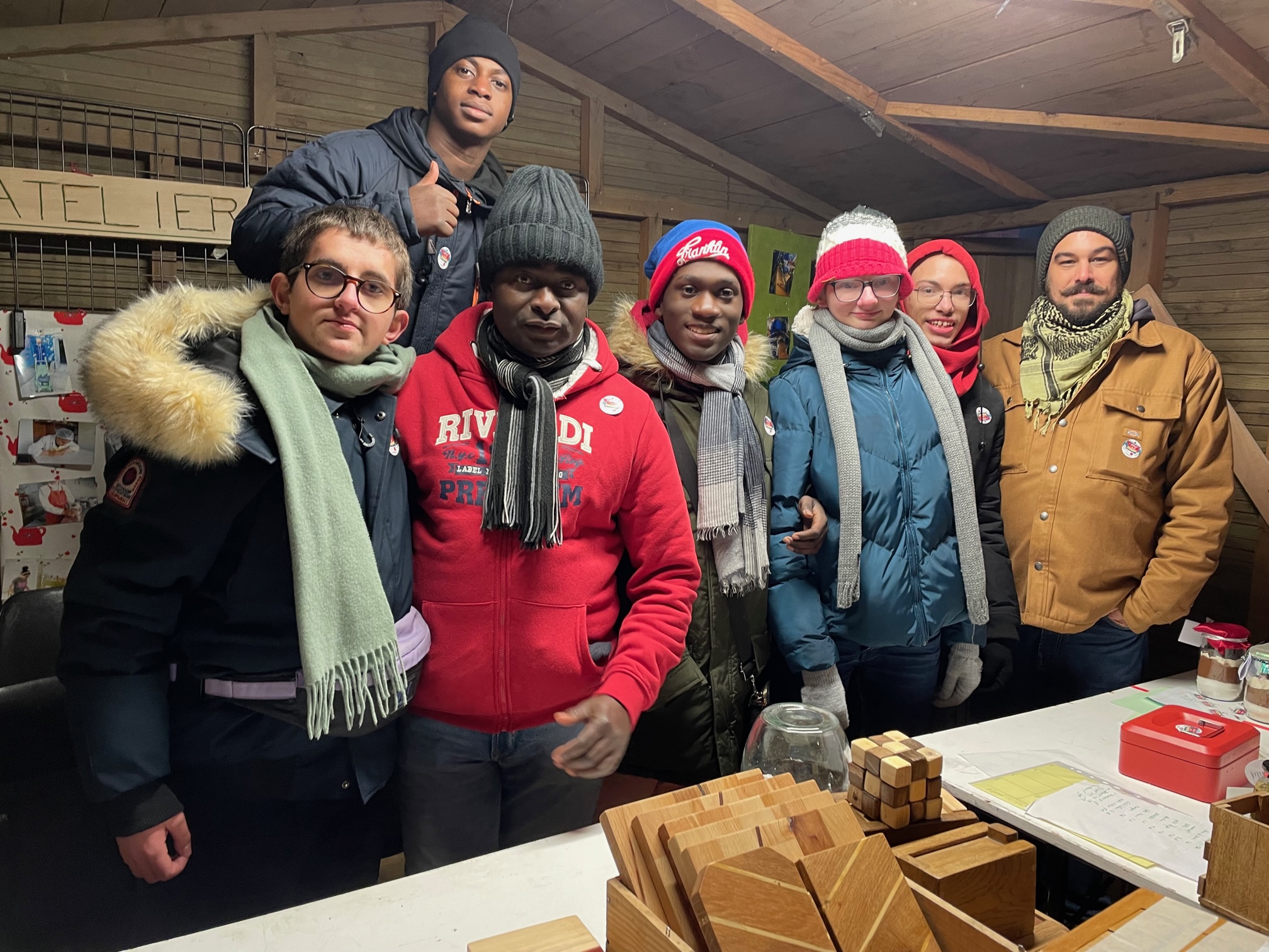 Premier marché de Noël solidaire à Amiens : un succès !