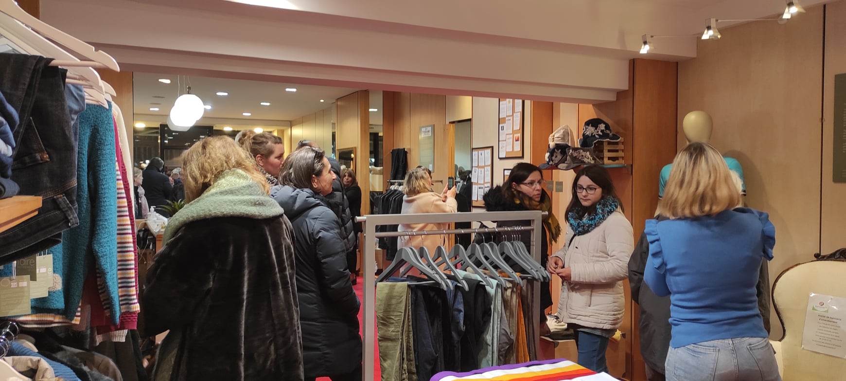 Beauvais : Faire Autrement, une boutique de prêt-à-porter de seconde main et solidaire 