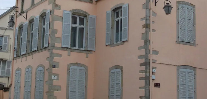 Remiremont : l’immeuble situé place Henri Utard mis en vente