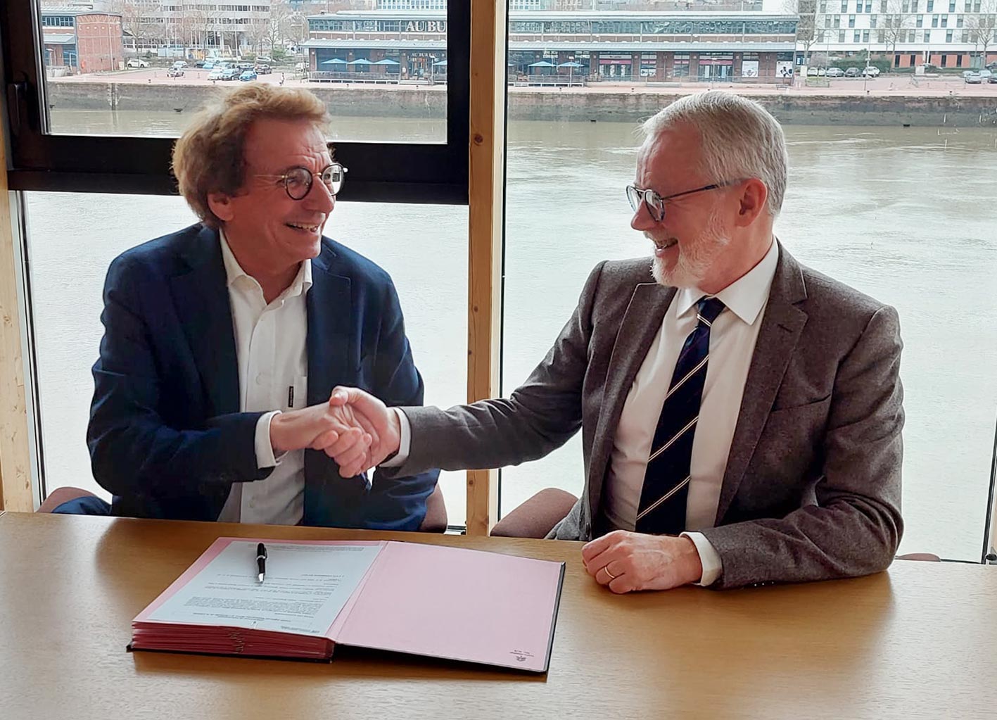 Crédit-Agricole Normandie-Seine réaffirme son ancrage territorial en devenant la banque officielle de l’Armada 2023