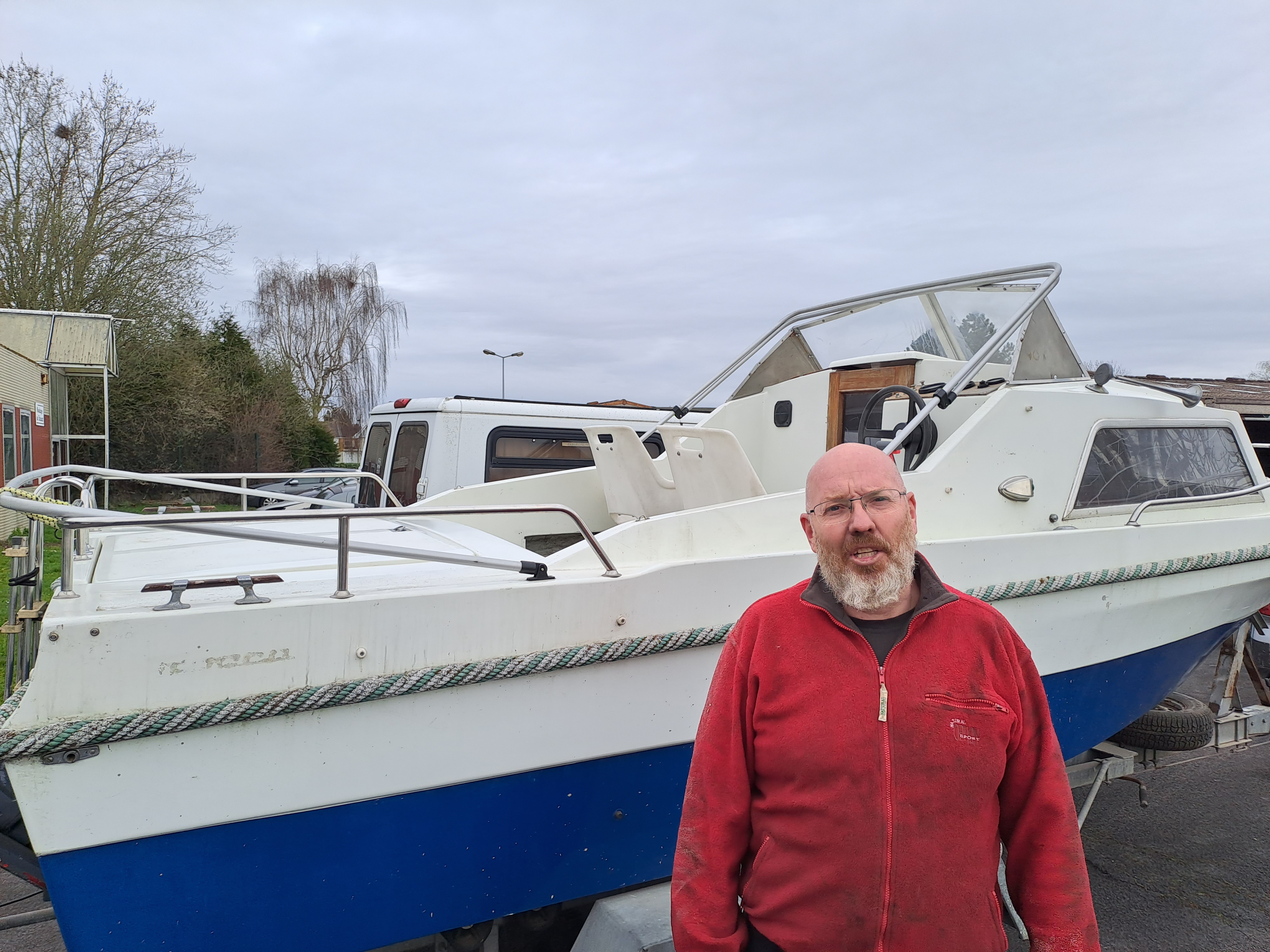 Un réparateur de bateaux débarque sur Denain 