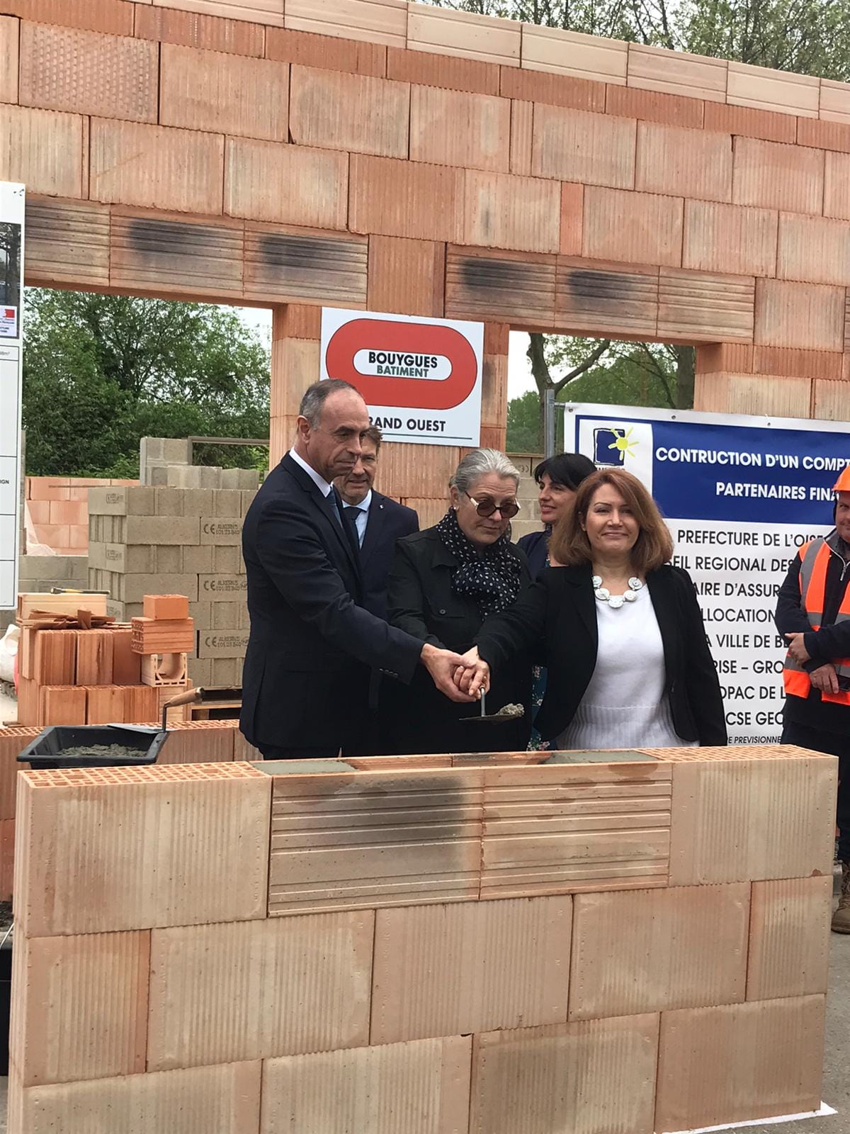 Beauvais : Emmaüs construit une épicerie sociale