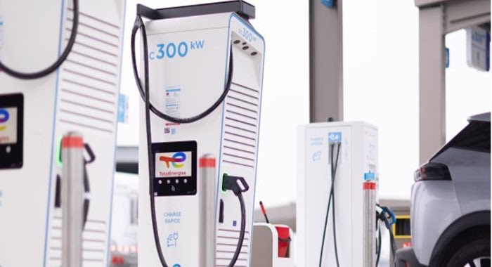 À Metz-Saint-Privat, TotalEnergies lance la première station 100 % électrique du Grand Est