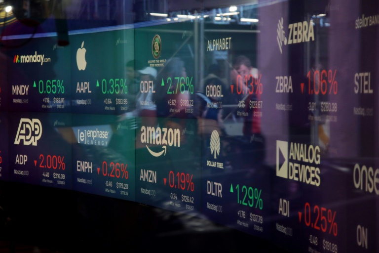 Wall Street en baisse en attendant les minutes de la Fed